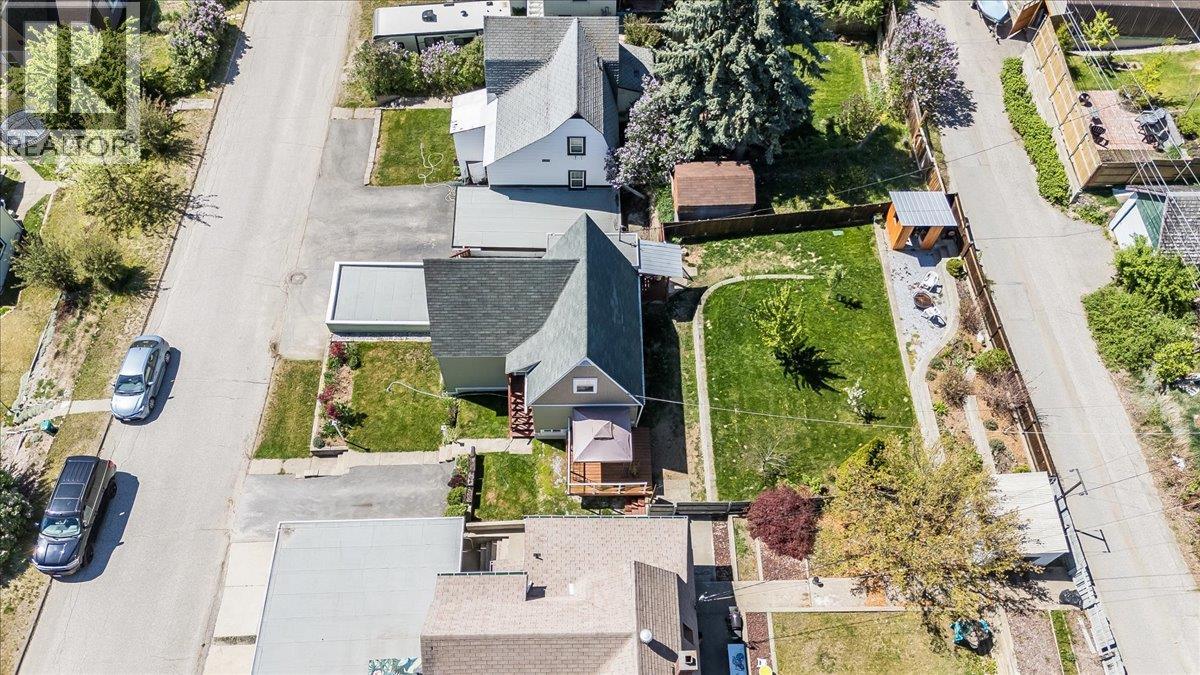 725 SHAKESPEARE Street - 41