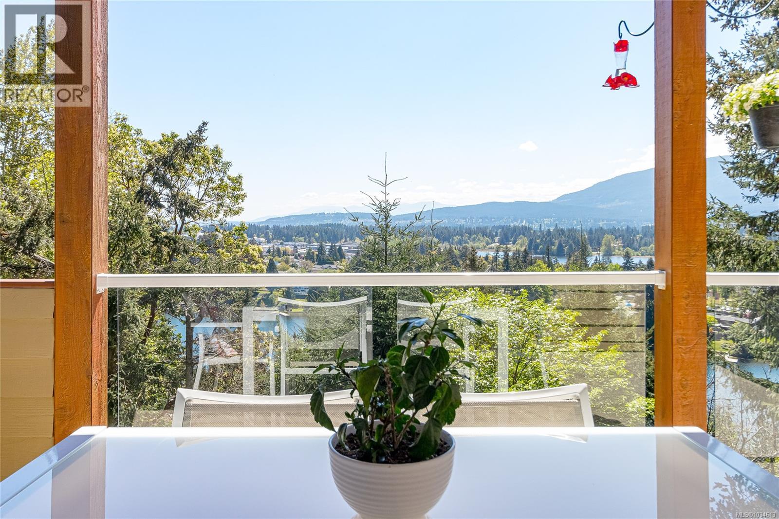 150 Rainbow Cres - 61