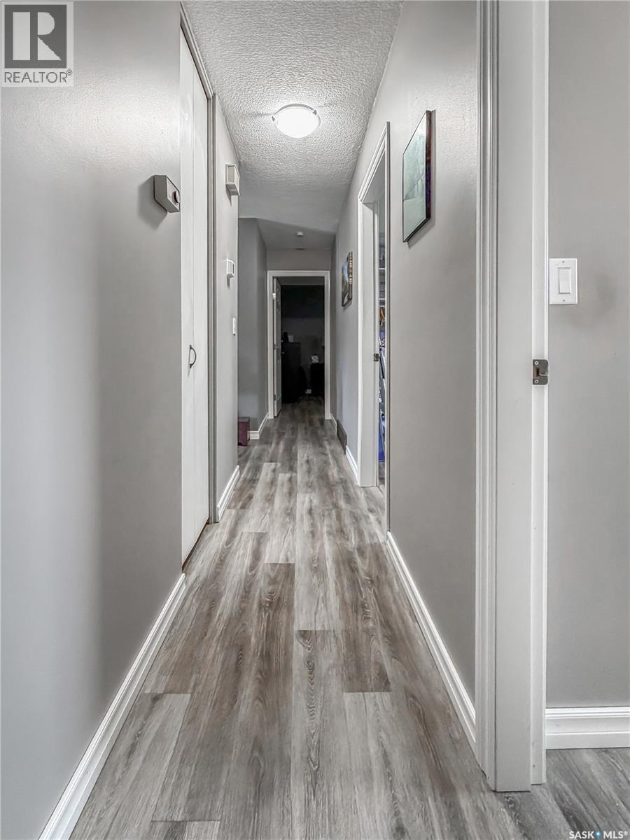 507 Dennis STREET — photo 12
