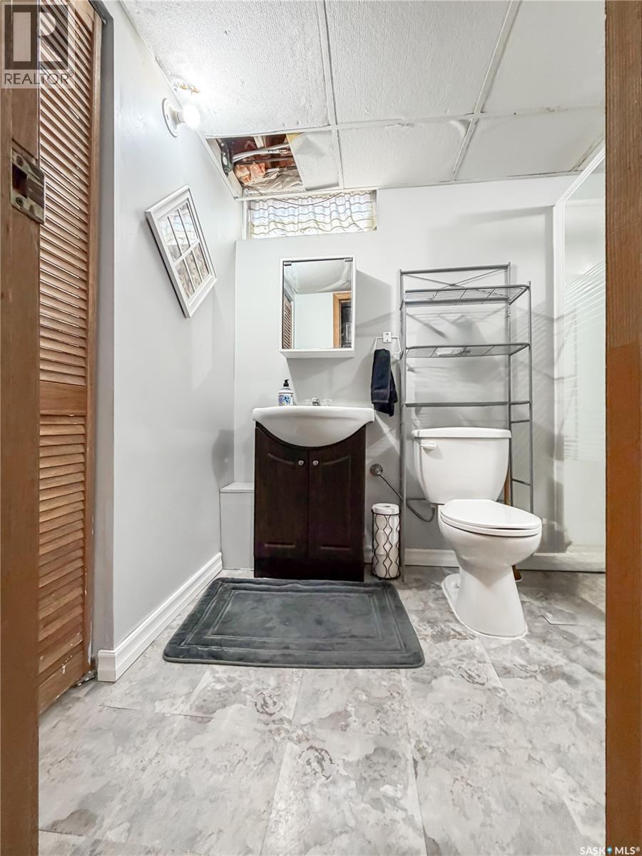 507 Dennis STREET — photo 30