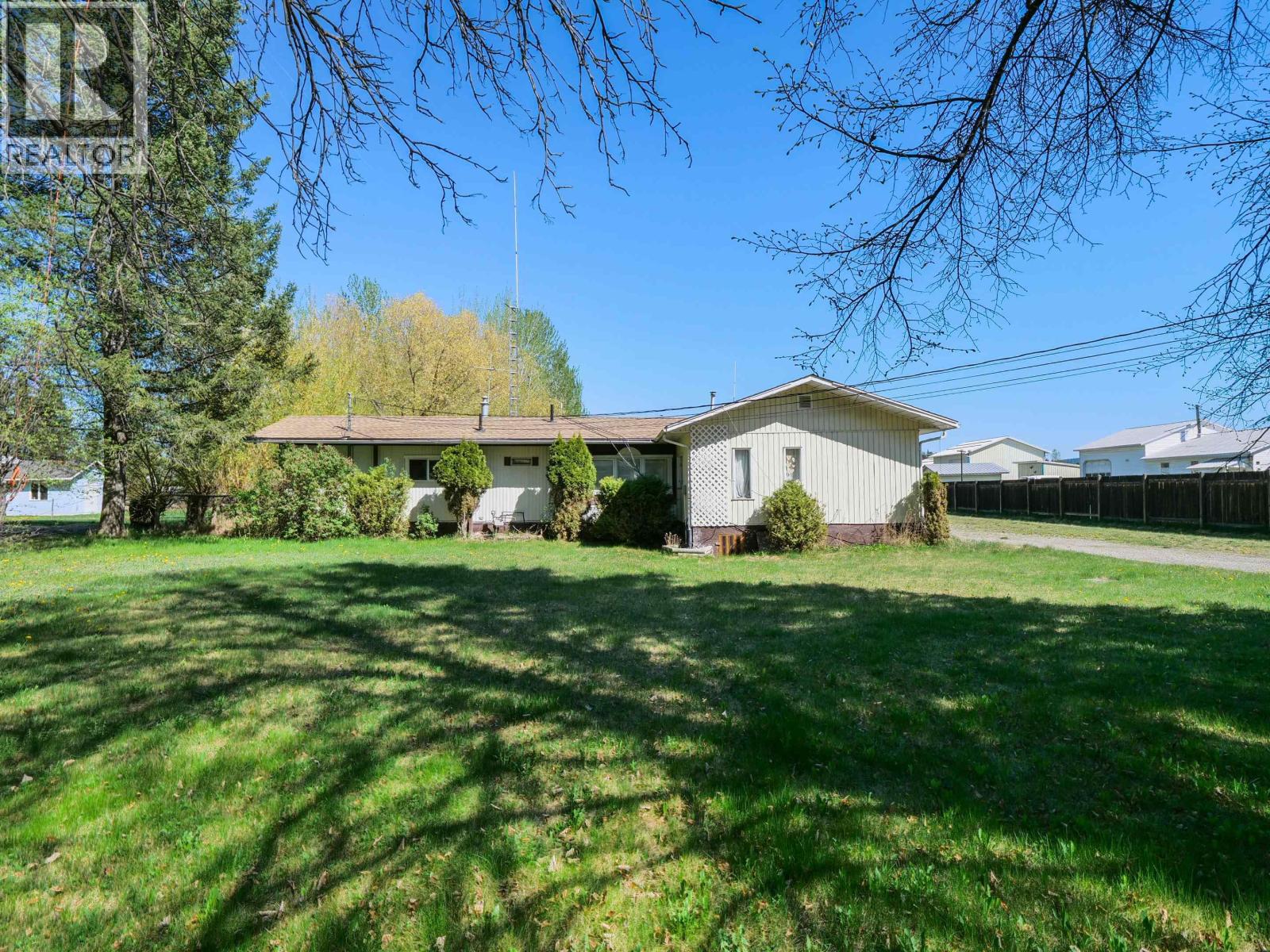 982 MAPLE HEIGHTS ROAD - 1