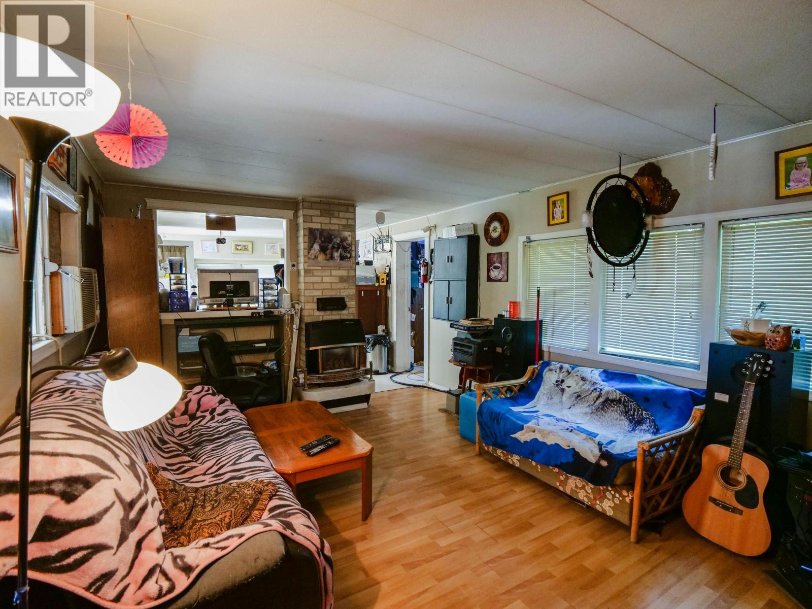 982 MAPLE HEIGHTS ROAD - Image 3