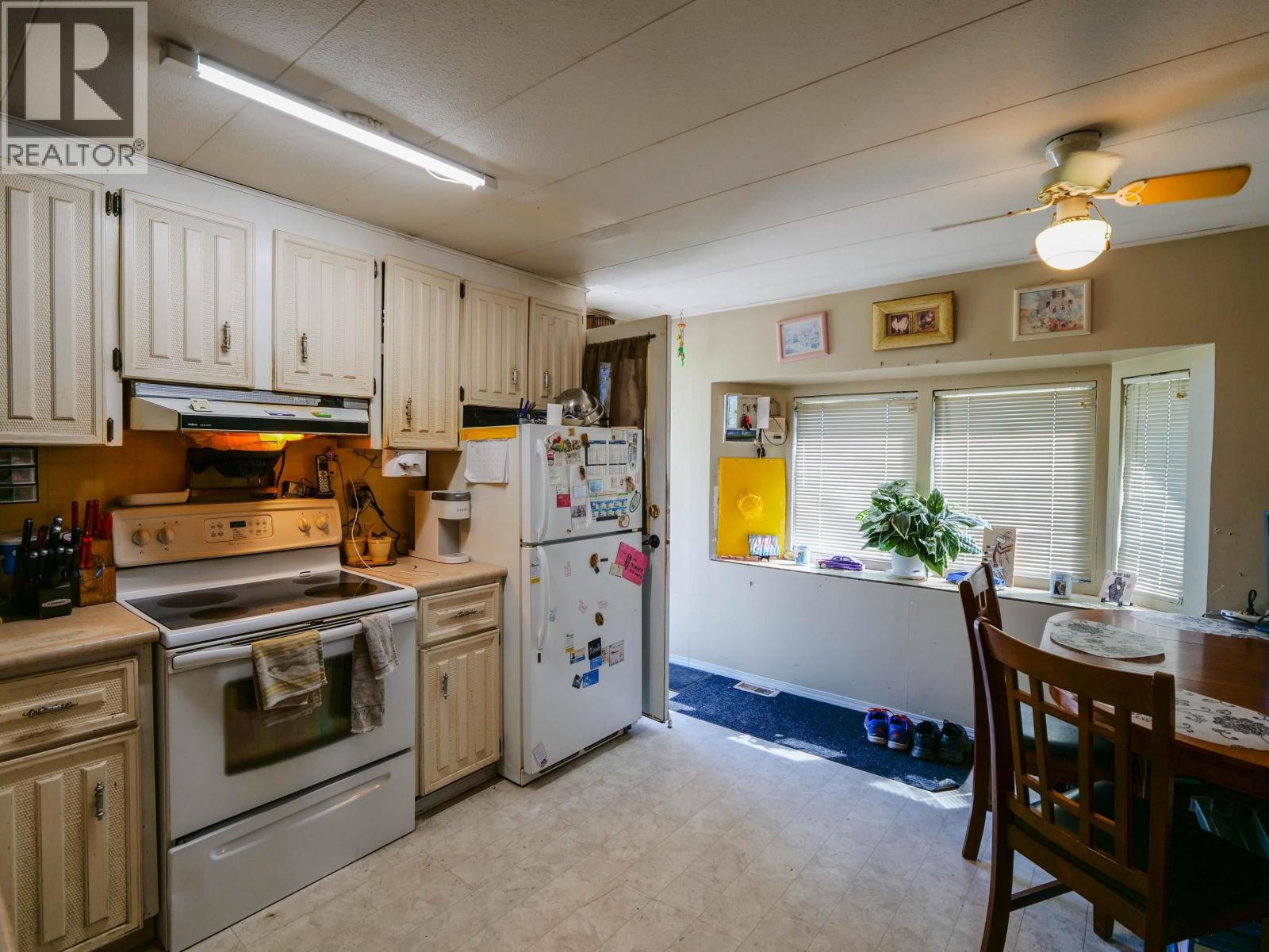 982 MAPLE HEIGHTS ROAD - 4