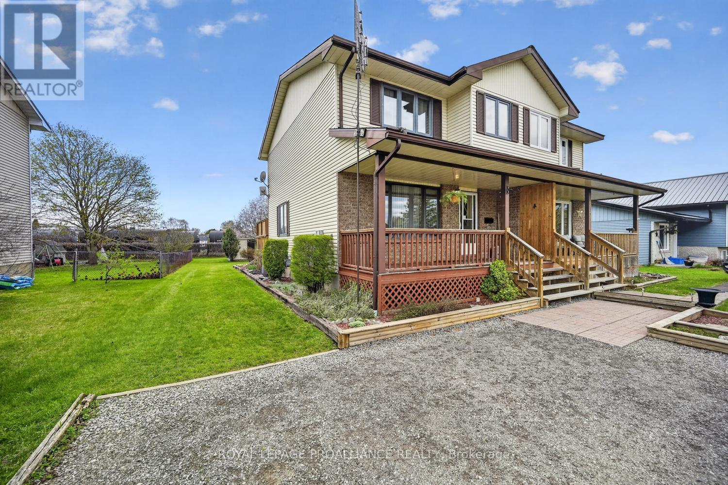 5126 MEADOWLAND DRIVE W - 2