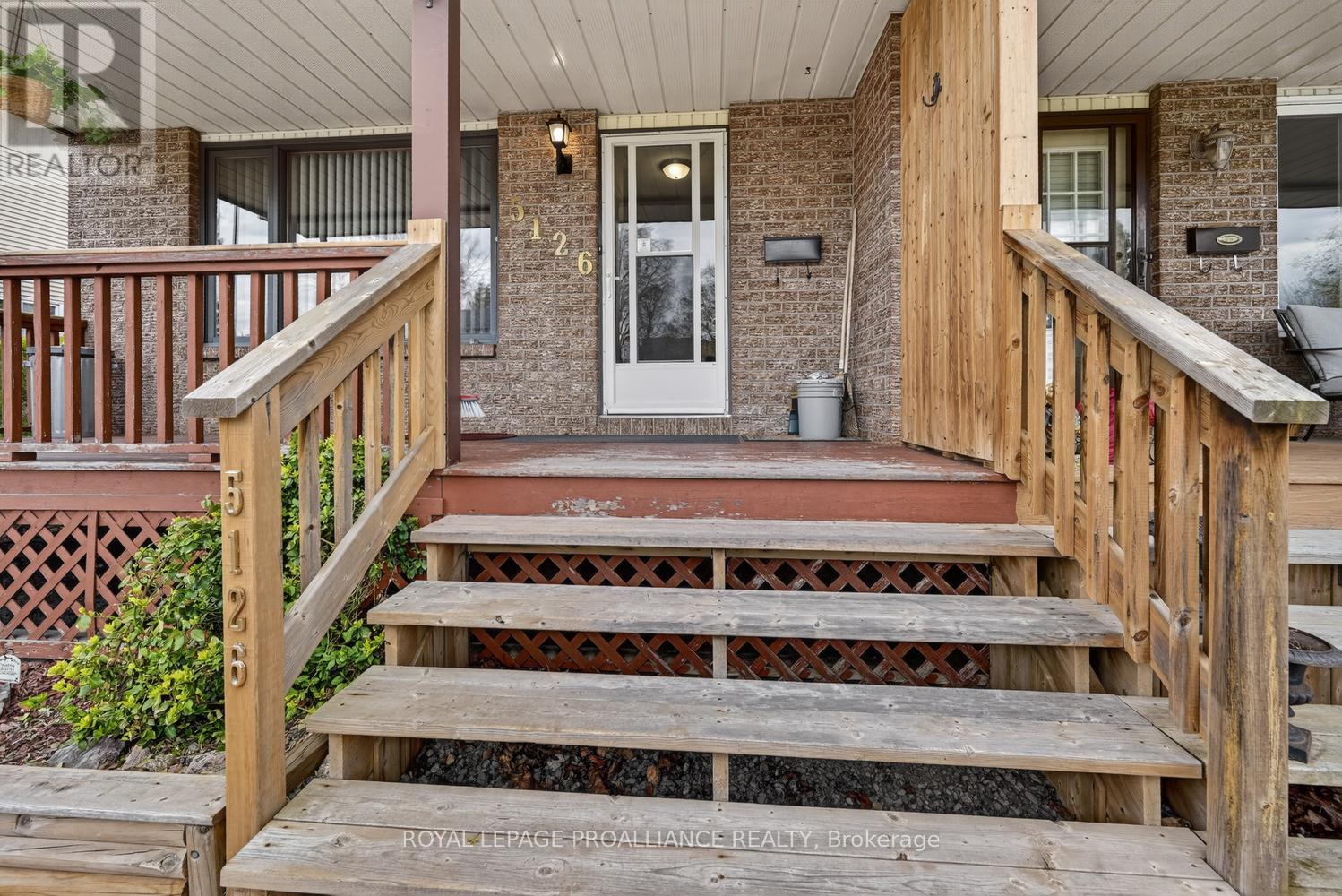 5126 MEADOWLAND DRIVE W - 4
