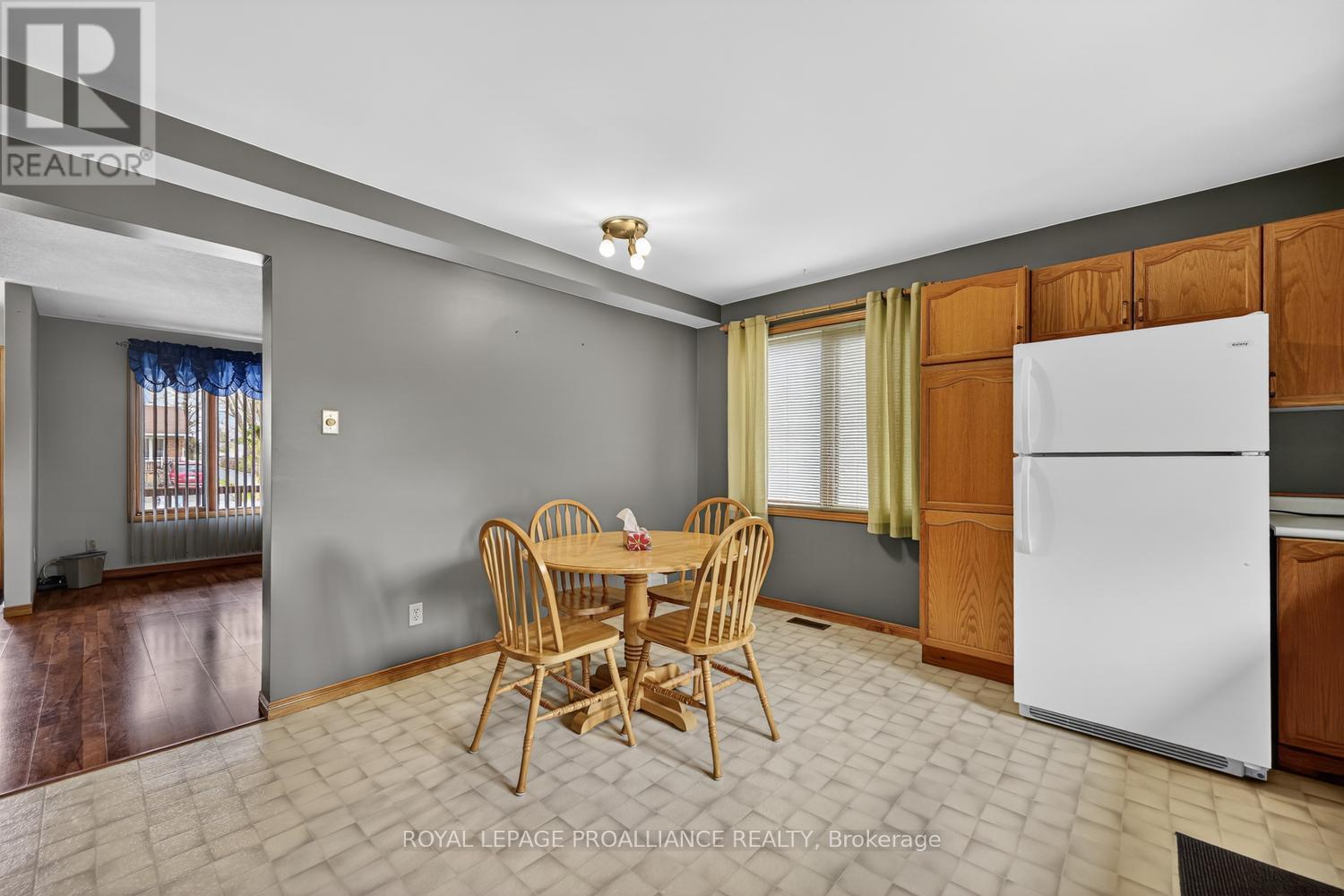 5126 MEADOWLAND DRIVE W - 9