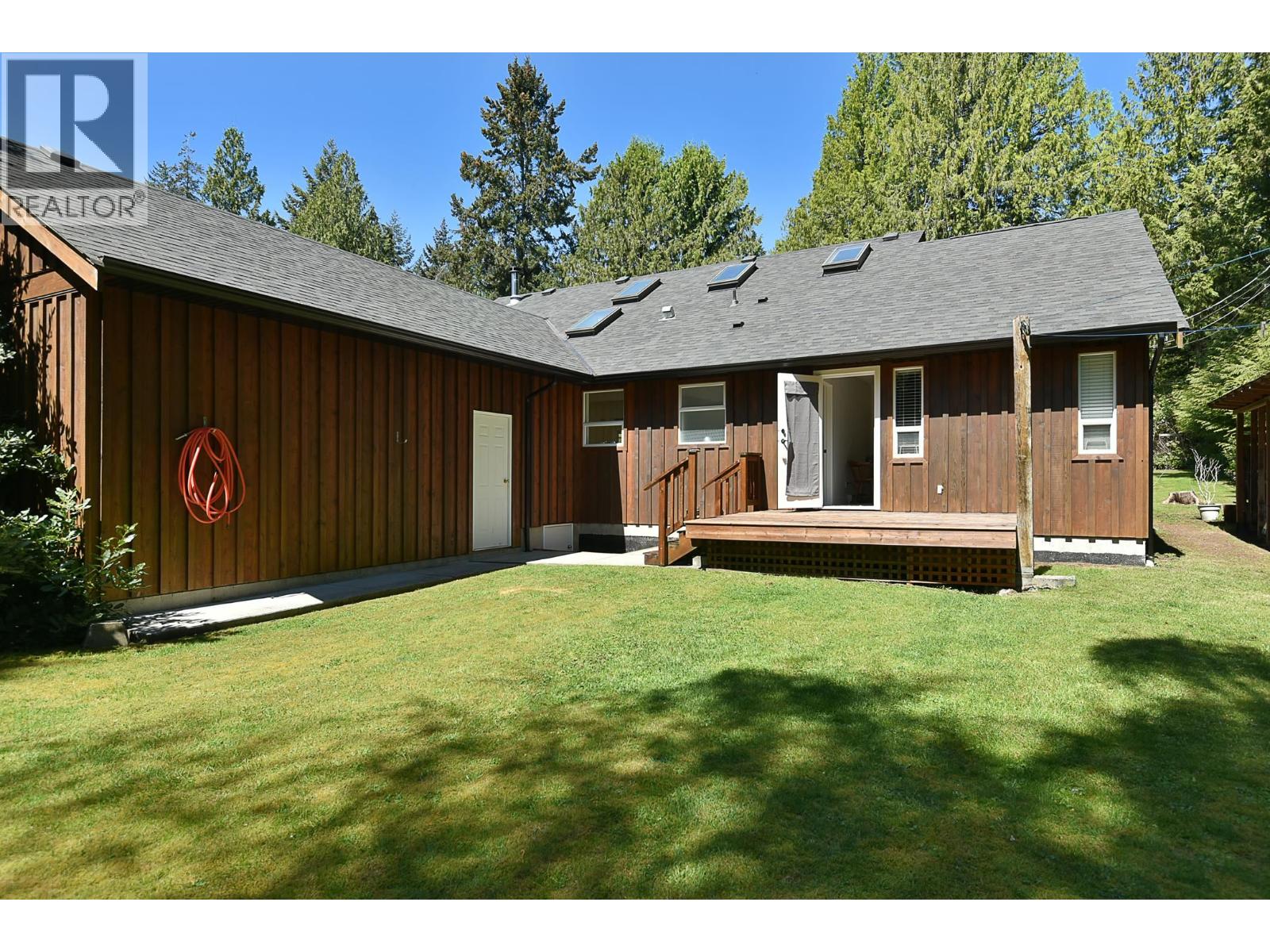 8071 WILDWOOD ROAD, Halfmoon Bay