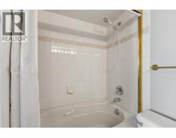 1701 739 Princess Street, New Westminster, BC V3M6V6 Photo 21
