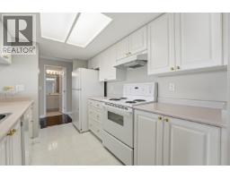 1701 739 Princess Street, New Westminster, BC V3M6V6 Photo 12