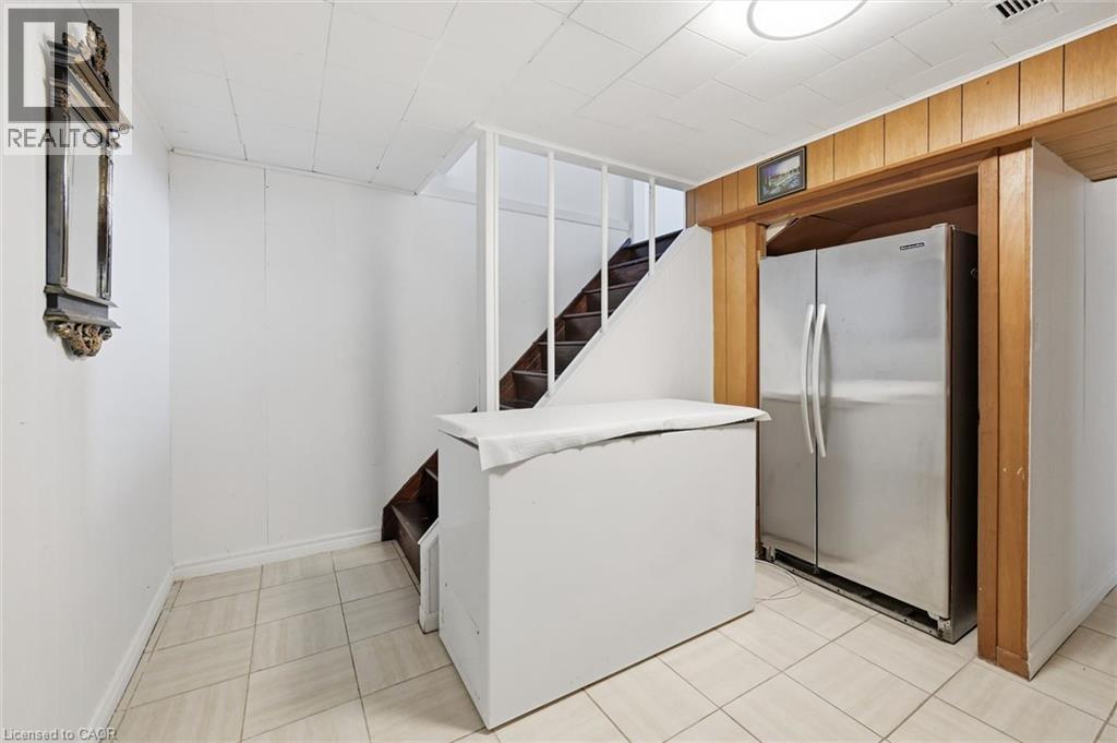 356 MOUNTAIN Road, Grimsby, Ontario, L3M4E7 — Photo 20