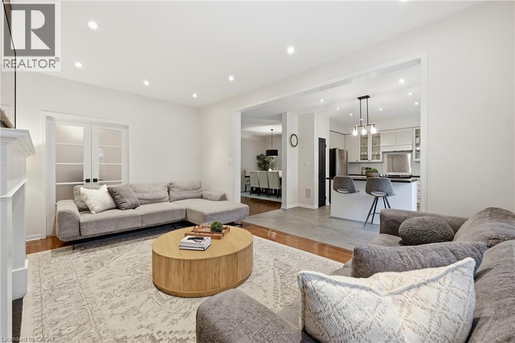 2202 BROOKHAVEN Crescent, Oakville, Ontario, L6M5B8 — Photo 33