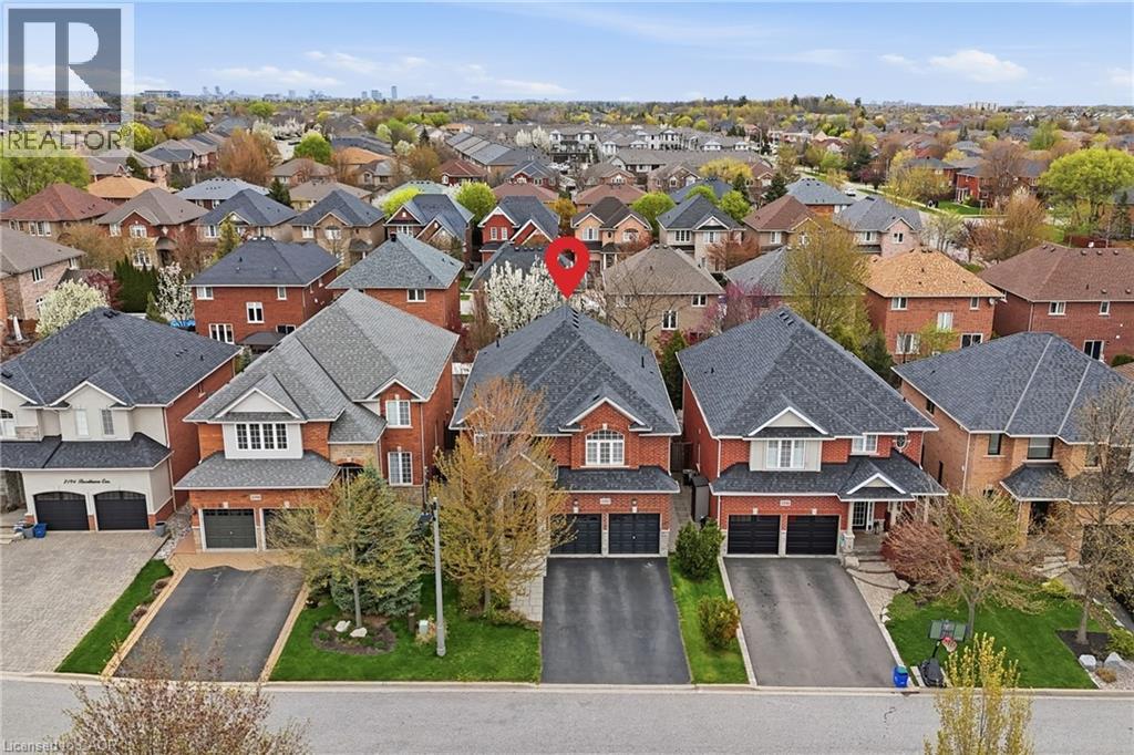 2202 BROOKHAVEN Crescent, Oakville, Ontario, L6M5B8 — Photo 17