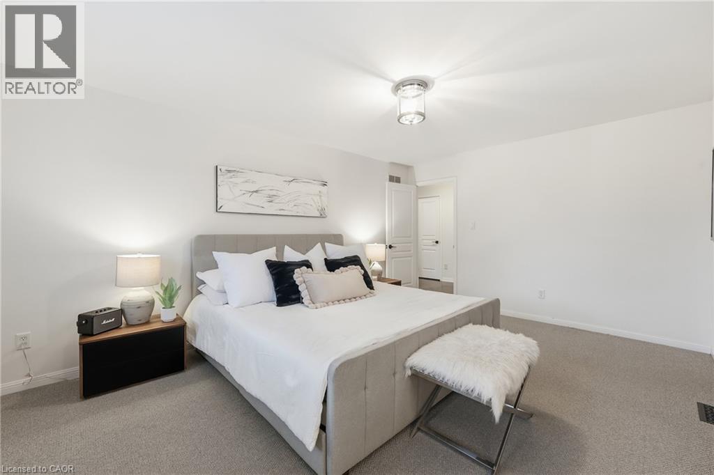 2202 BROOKHAVEN Crescent, Oakville, Ontario, L6M5B8 — Photo 16