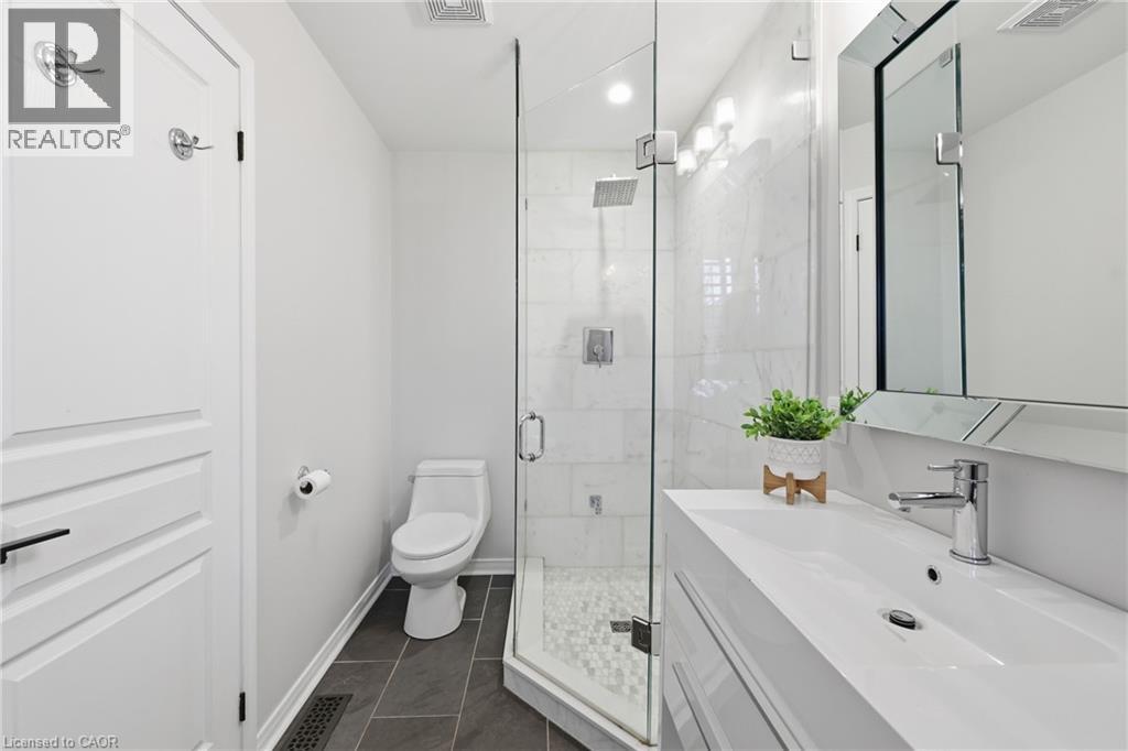 2202 BROOKHAVEN Crescent, Oakville, Ontario, L6M5B8 — Photo 22