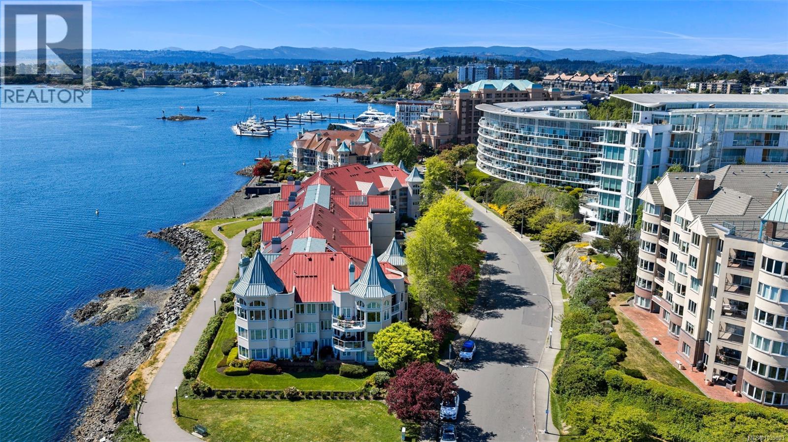 305 55 Songhees Road, Victoria