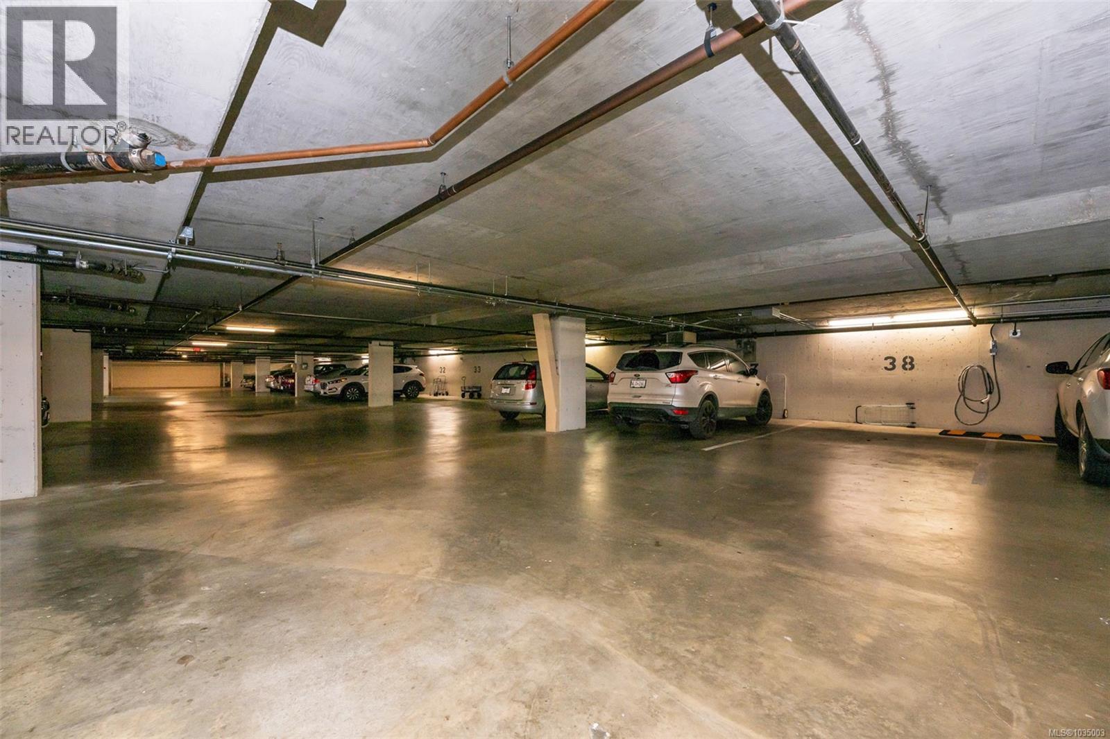 305 55 Songhees Road, Victoria