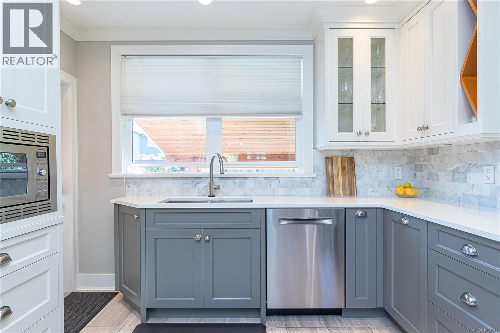 1155 Marchant Rd - 14