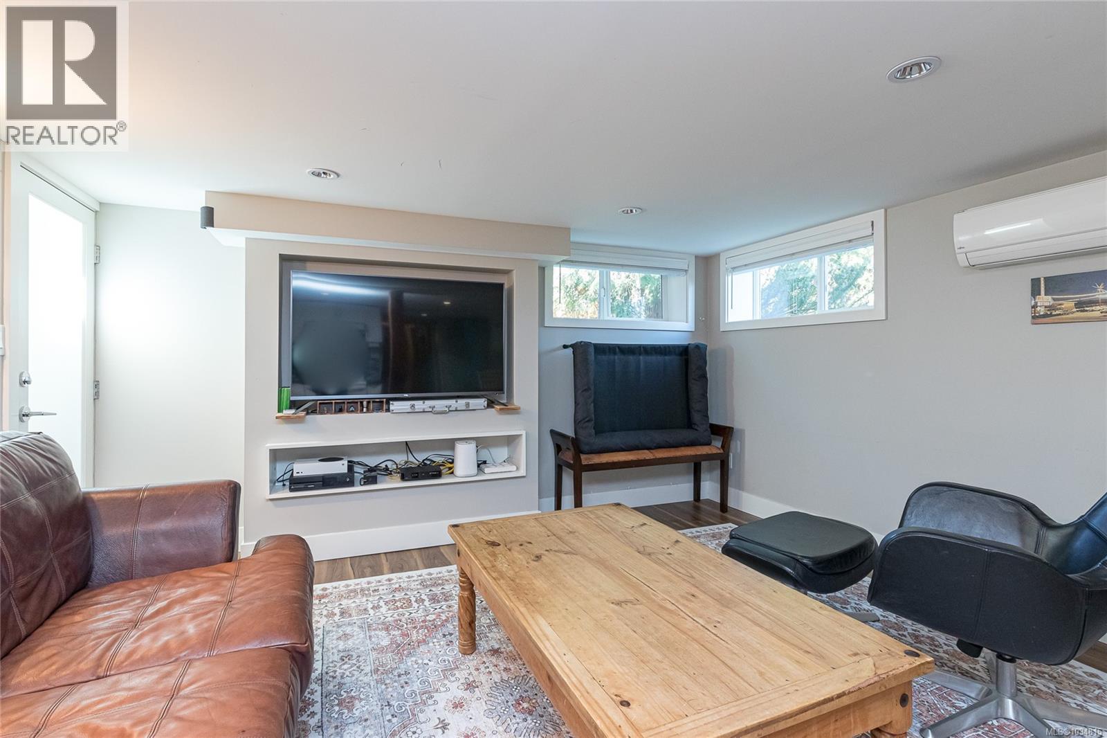 1155 Marchant Rd - 30