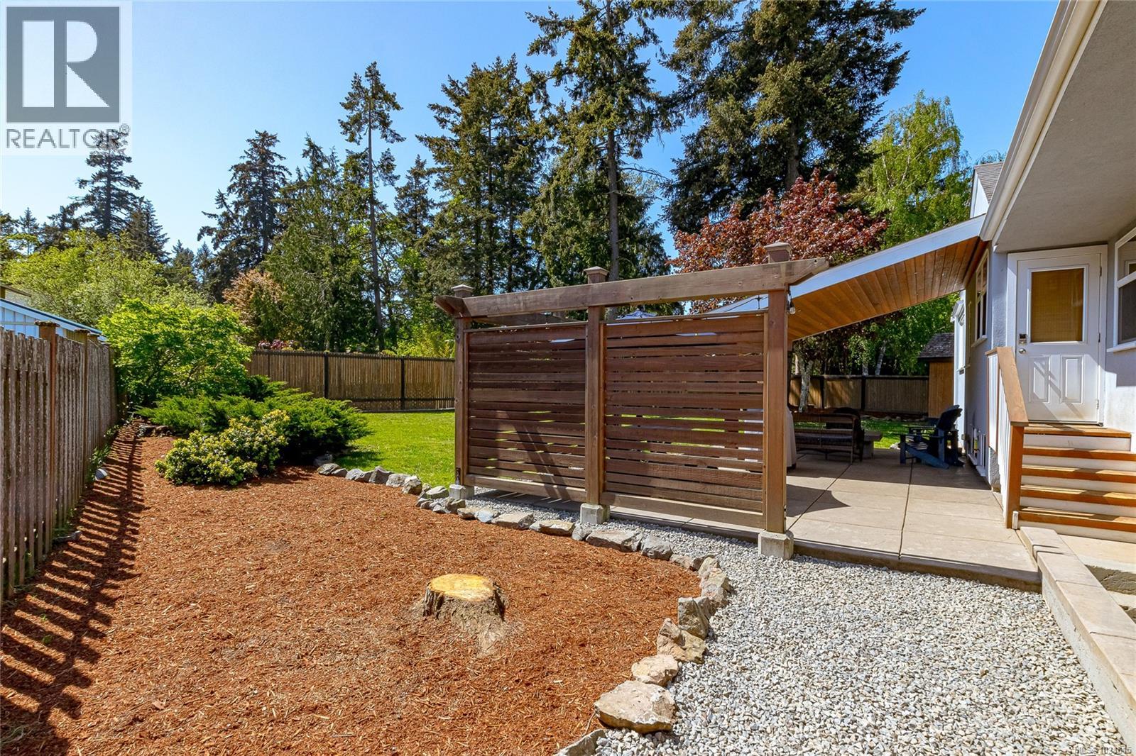 1155 Marchant Rd - 51