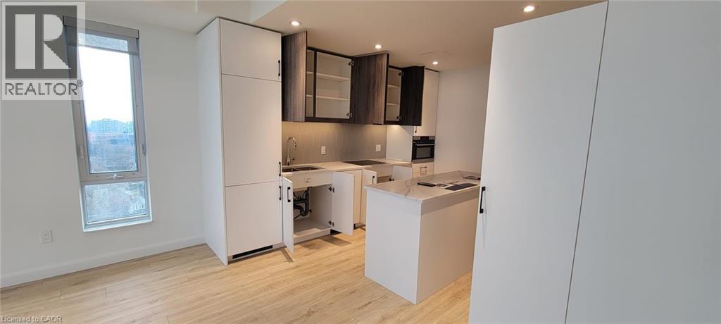741 KING Street W Unit# 1012, Kitchener, Ontario, N2G1E5 — Photo 7
