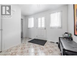 Bedroom 4 - 10 Hawthorne Lane, Aurora, ON L4G3K7 Photo 9