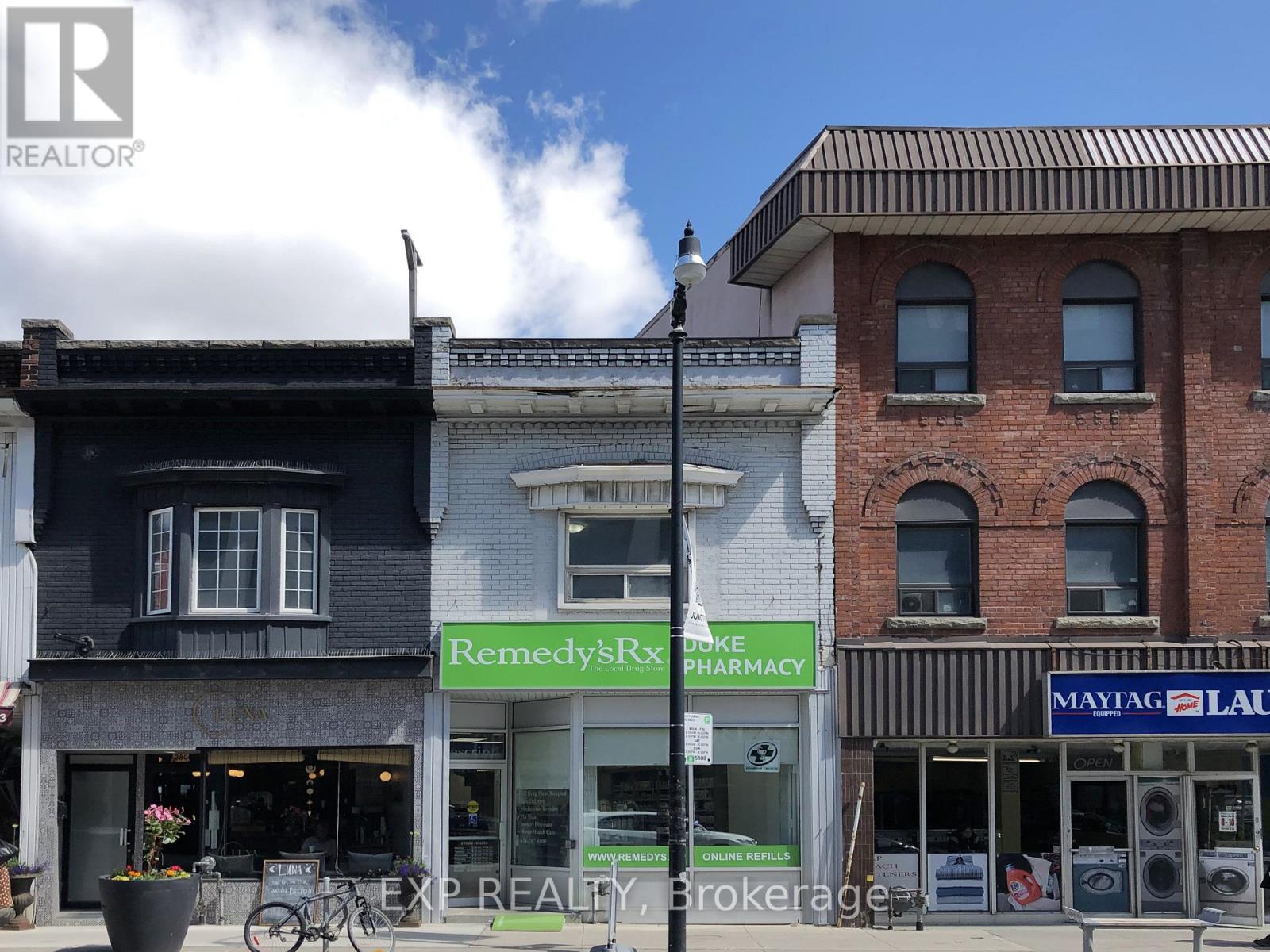 Listing photo of 2798 DUNDAS STREET W