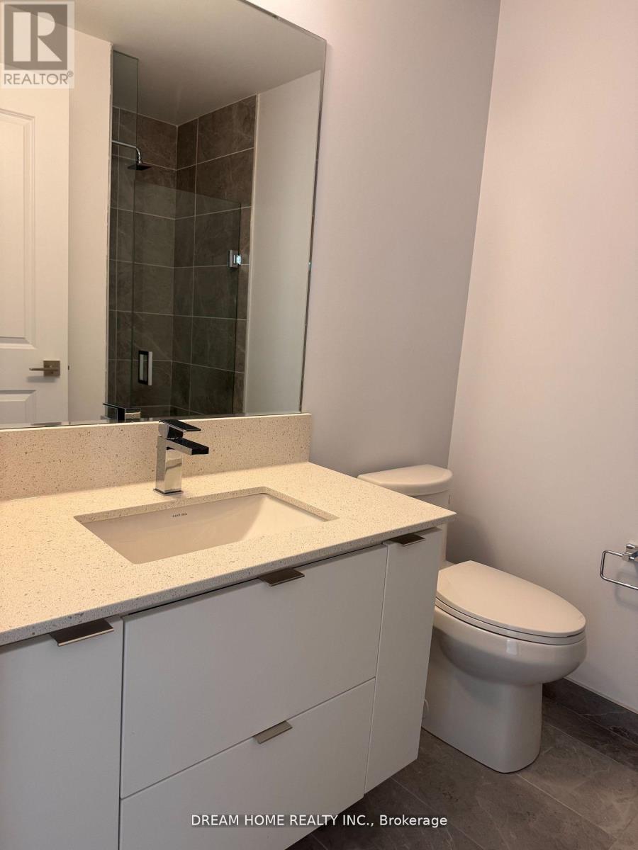 #3010 30 ELM DRIVE W - 33