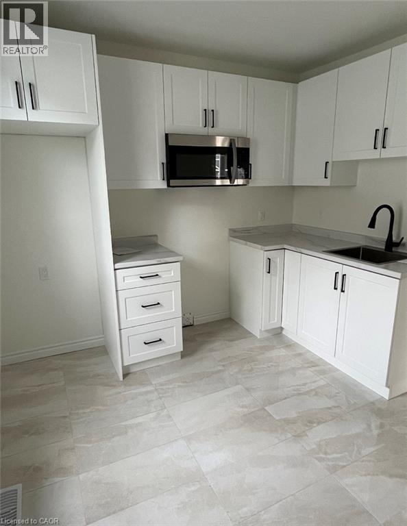 13 STANLEY Street, Cambridge, Ontario, N1S2A5 — Photo 4