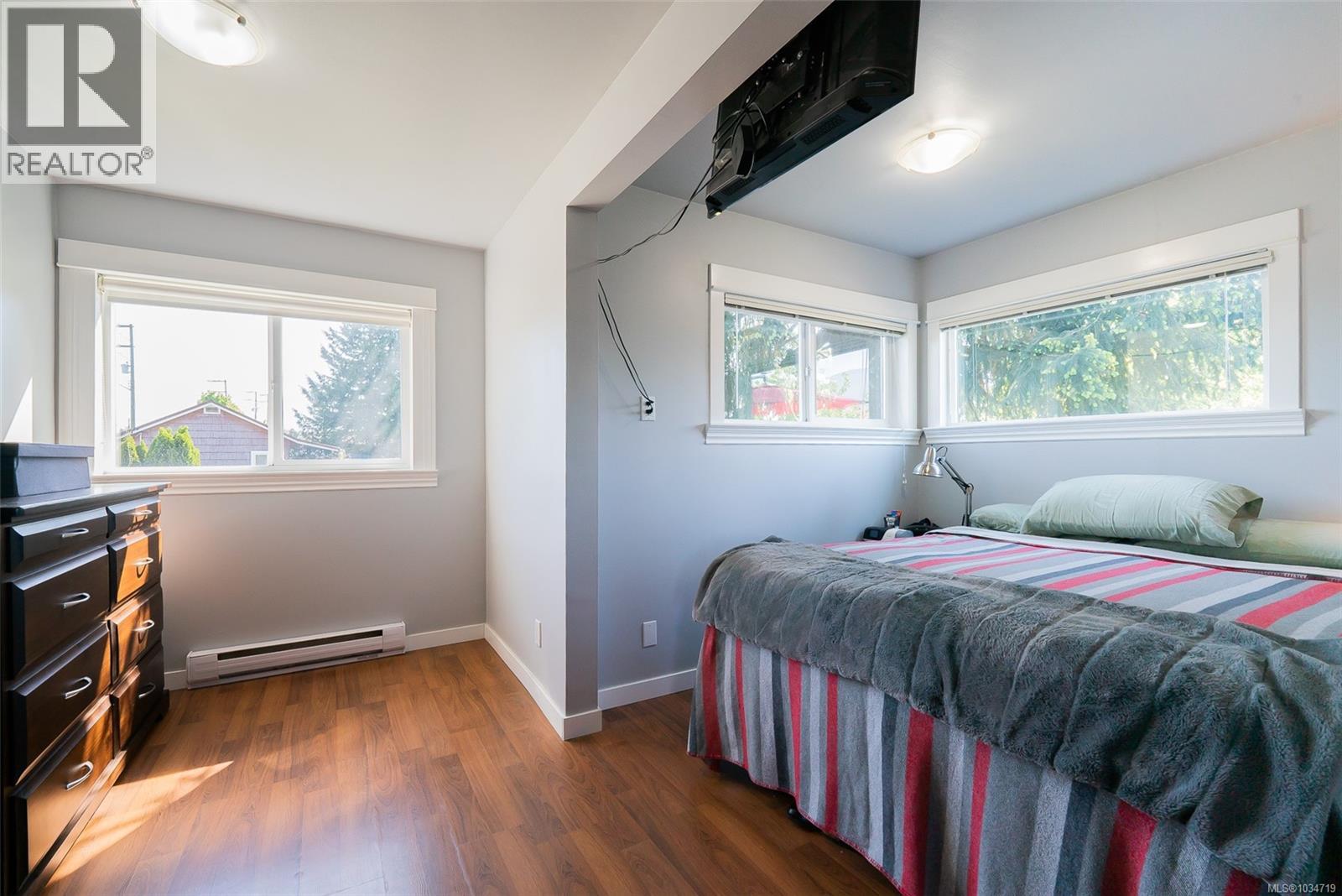 2237 Northfield Rd - 11