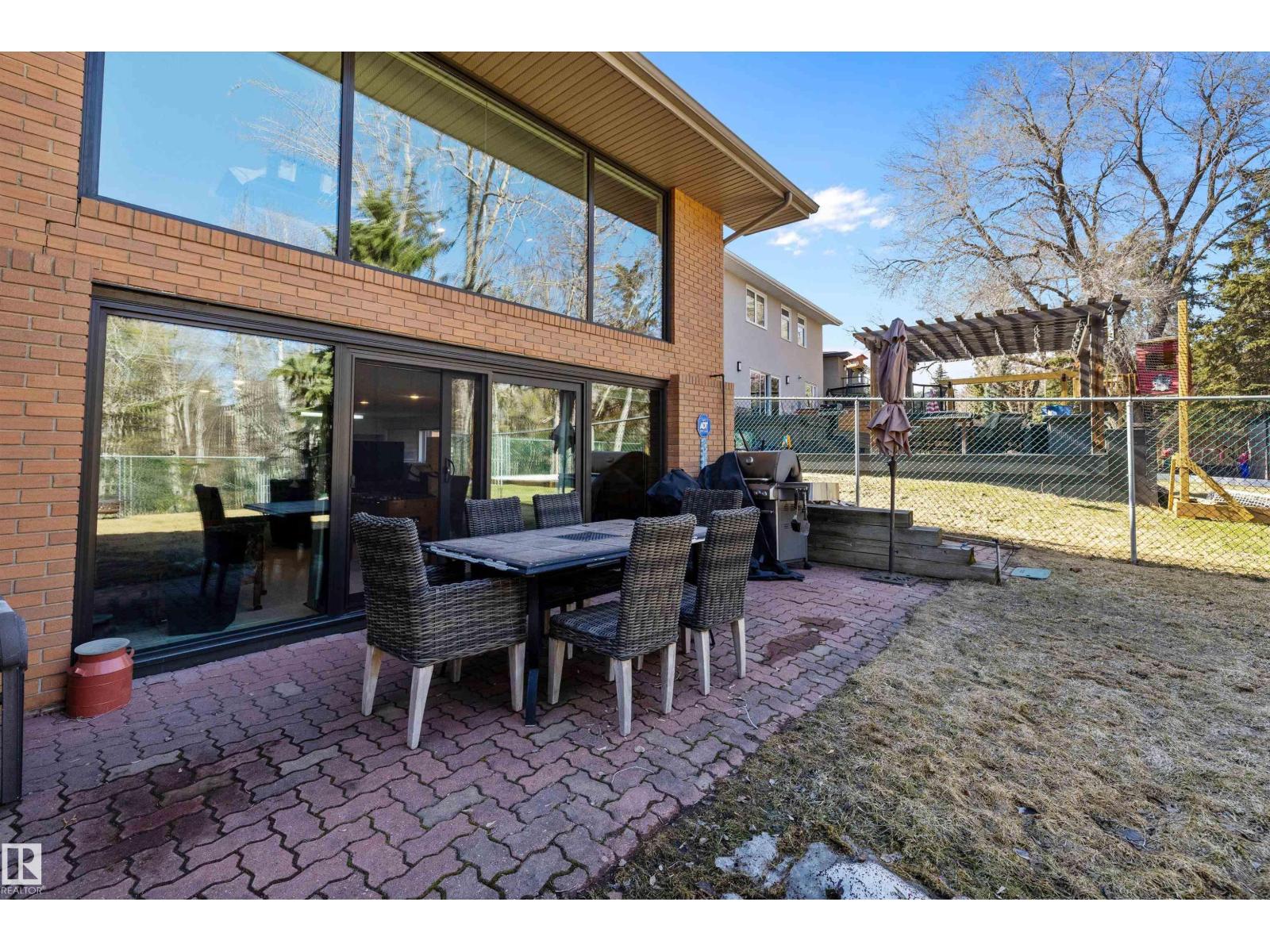 227 WESTRIDGE RD NW, Edmonton