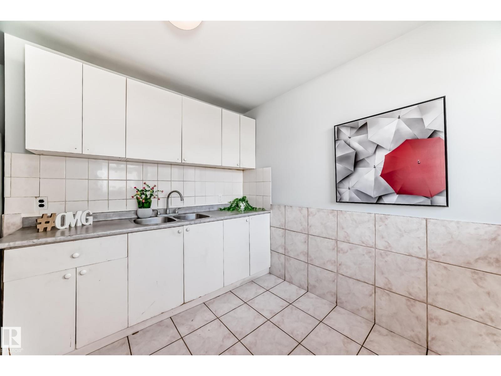 13003 Sherbrooke AV NW, Edmonton