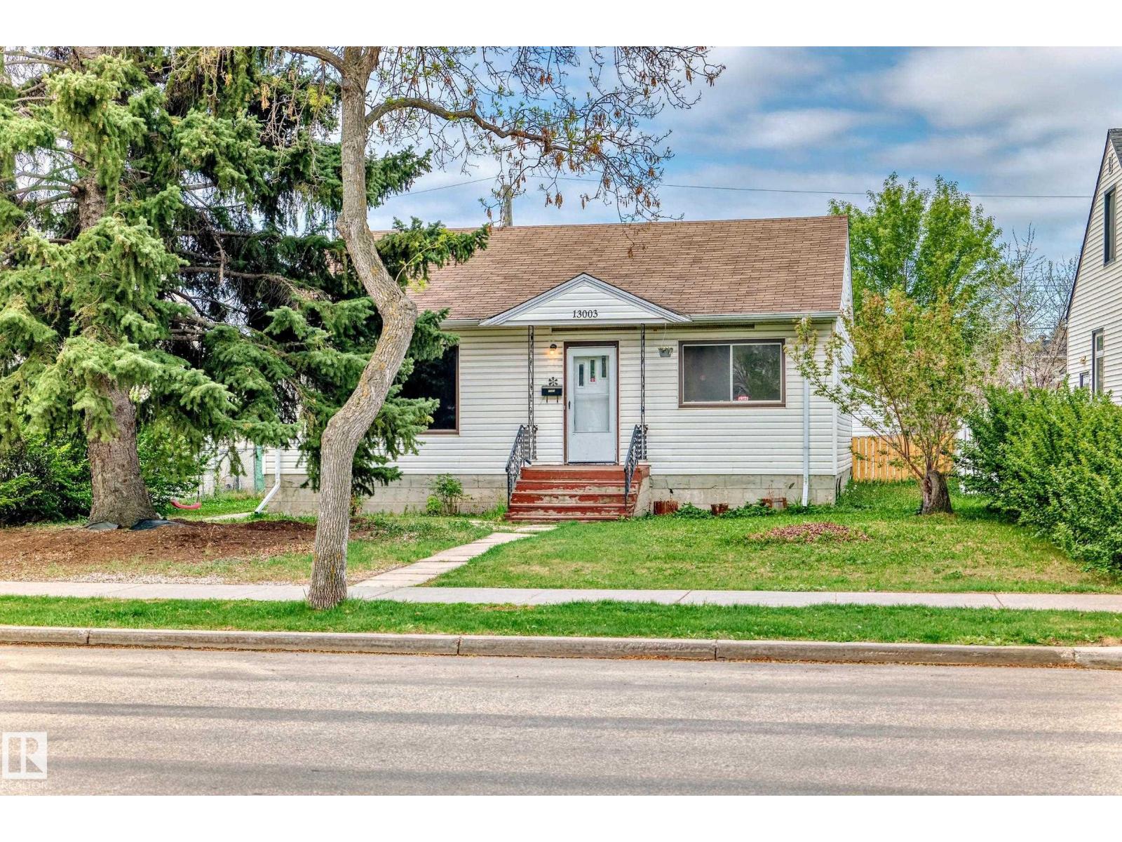 13003 Sherbrooke AV NW, Edmonton