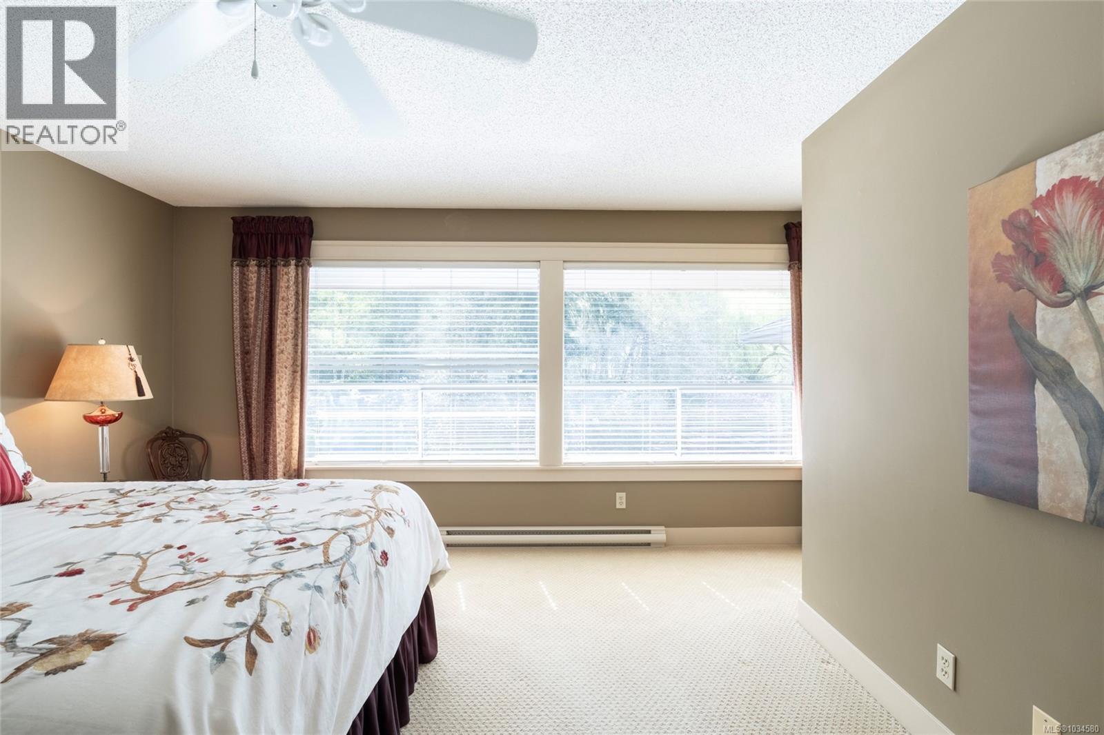 #3 1040 Pondwood Lane - 26