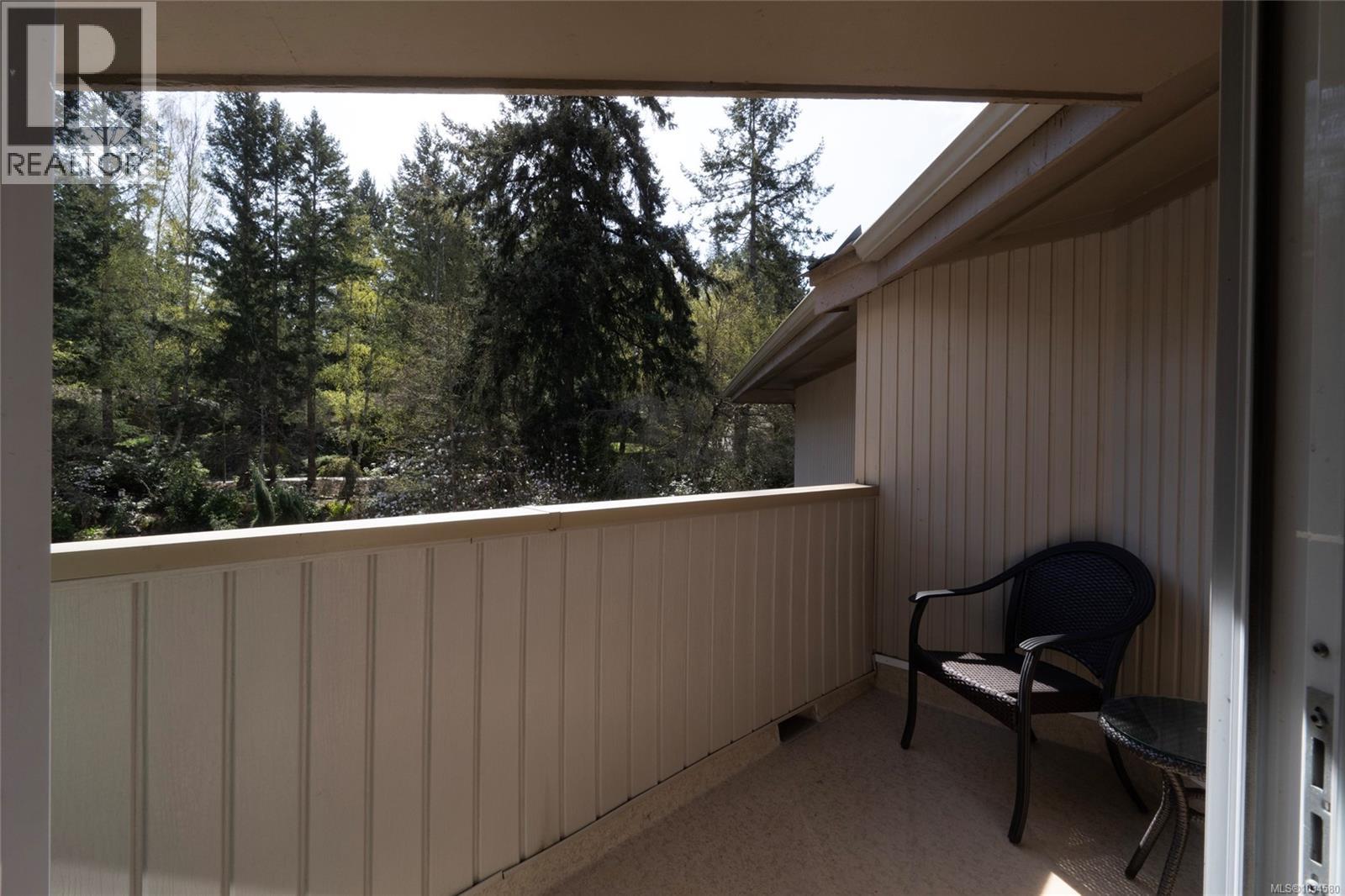 #3 1040 Pondwood Lane - 31