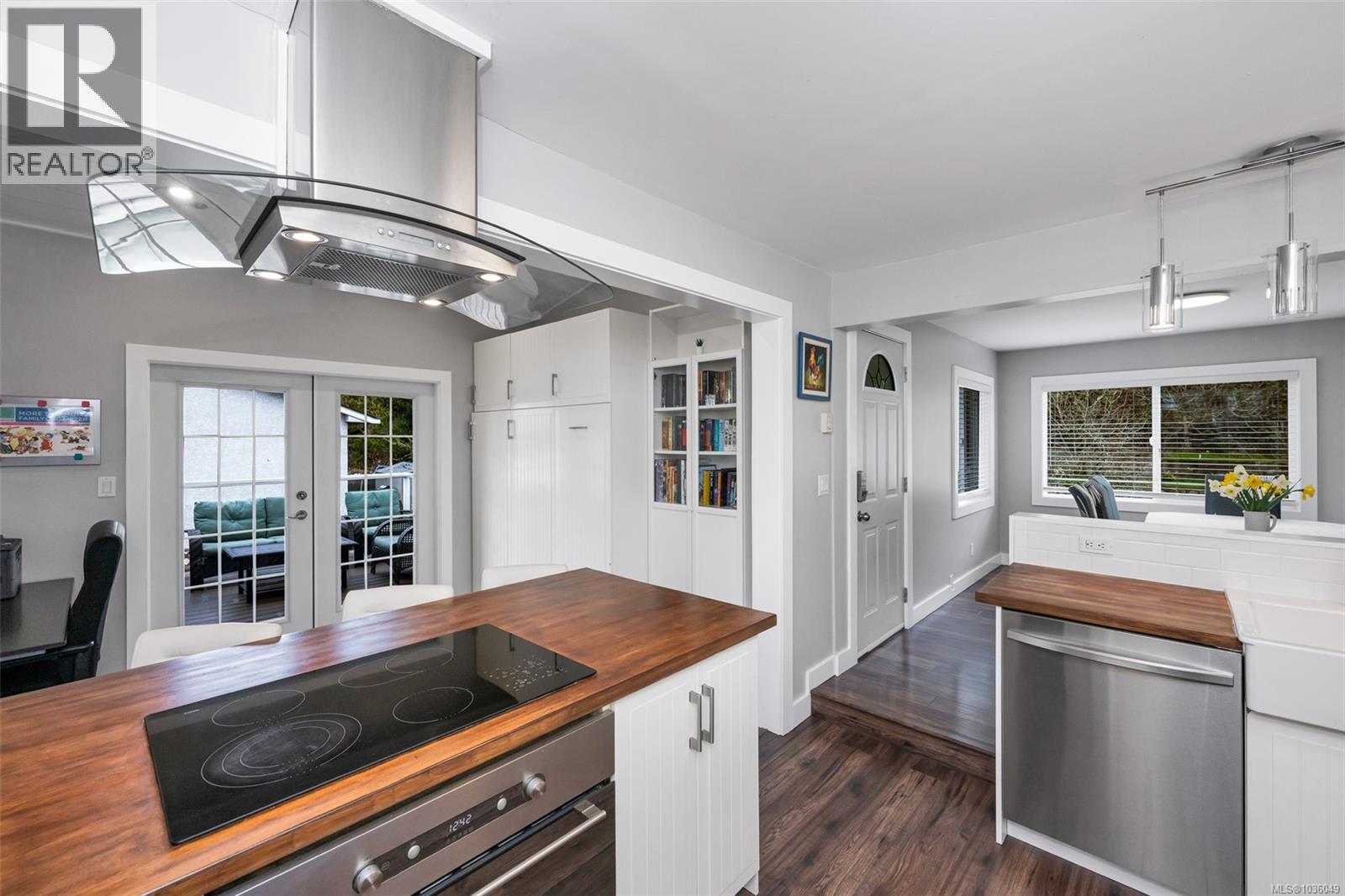  3535 Richmond Road, Saanich