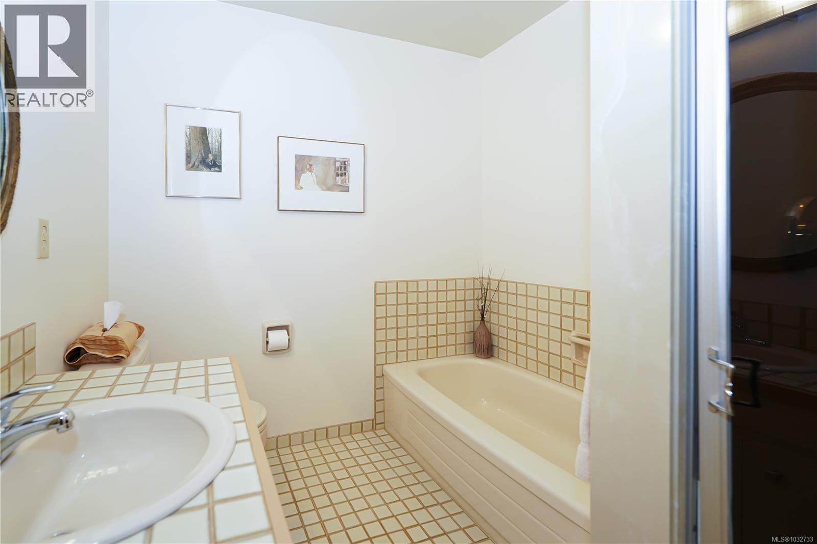 1711 Patly Pl - 65