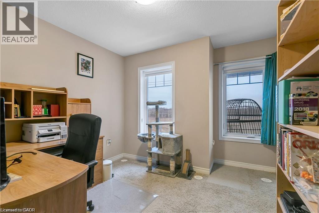 1116 FAIRWAY Road N Unit# B, Kitchener, Ontario, N2A0J3 — Photo 19