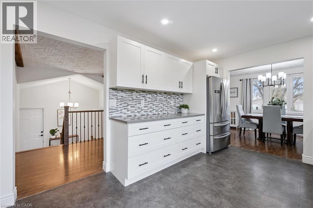56 WORDSWORTH Place, Kitchener, Ontario, N2B3L1 — Photo 7