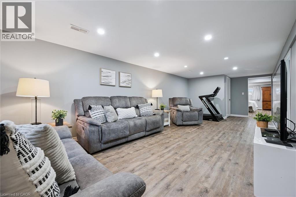 56 WORDSWORTH Place, Kitchener, Ontario, N2B3L1 — Photo 40