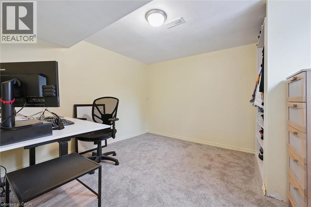 56 WORDSWORTH Place, Kitchener, Ontario, N2B3L1 — Photo 21
