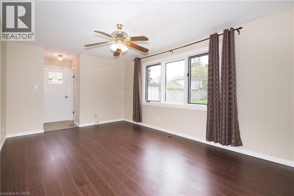 76 CLOVERDALE Crescent - 21