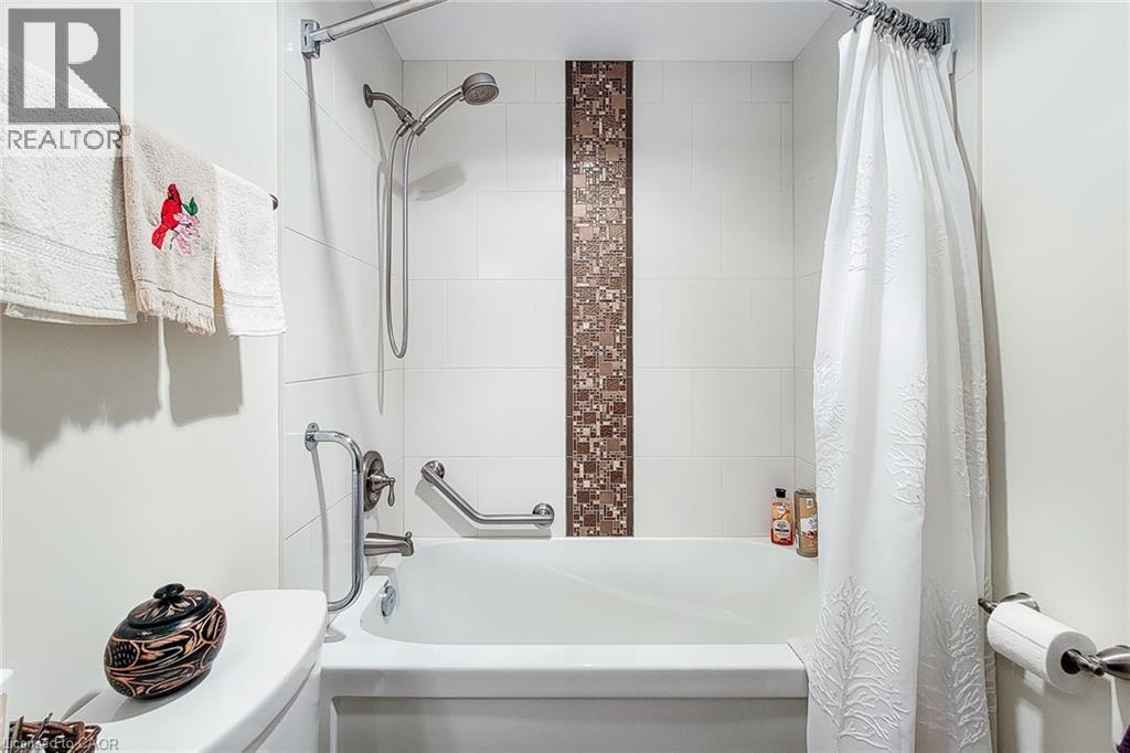1115 PARAMOUNT Drive Unit# 88, Stoney Creek, Ontario, L8J1P6 — Photo 30