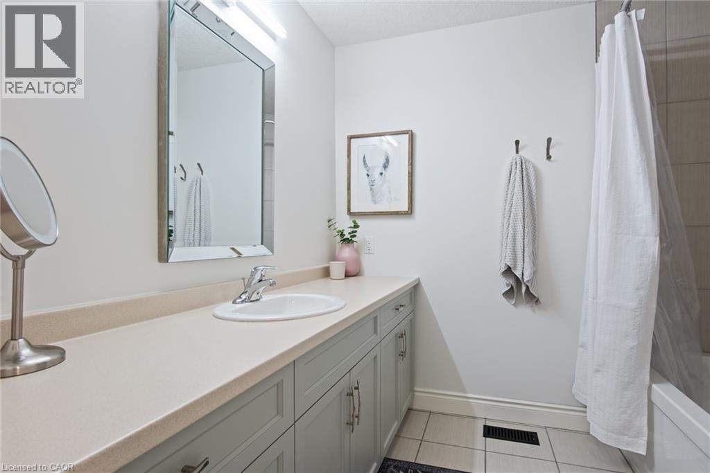 208 BIRKINSHAW Road, Cambridge, Ontario, N1P0C1 — Photo 18