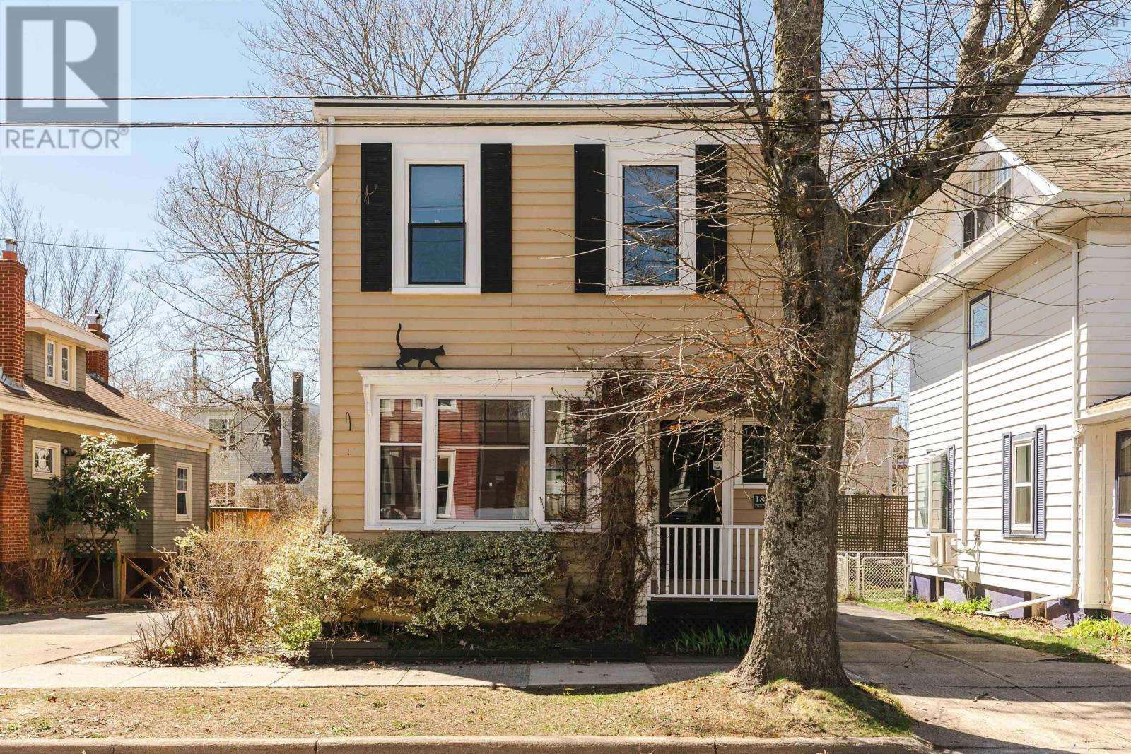 Property photo of 1808 Chestnut Street