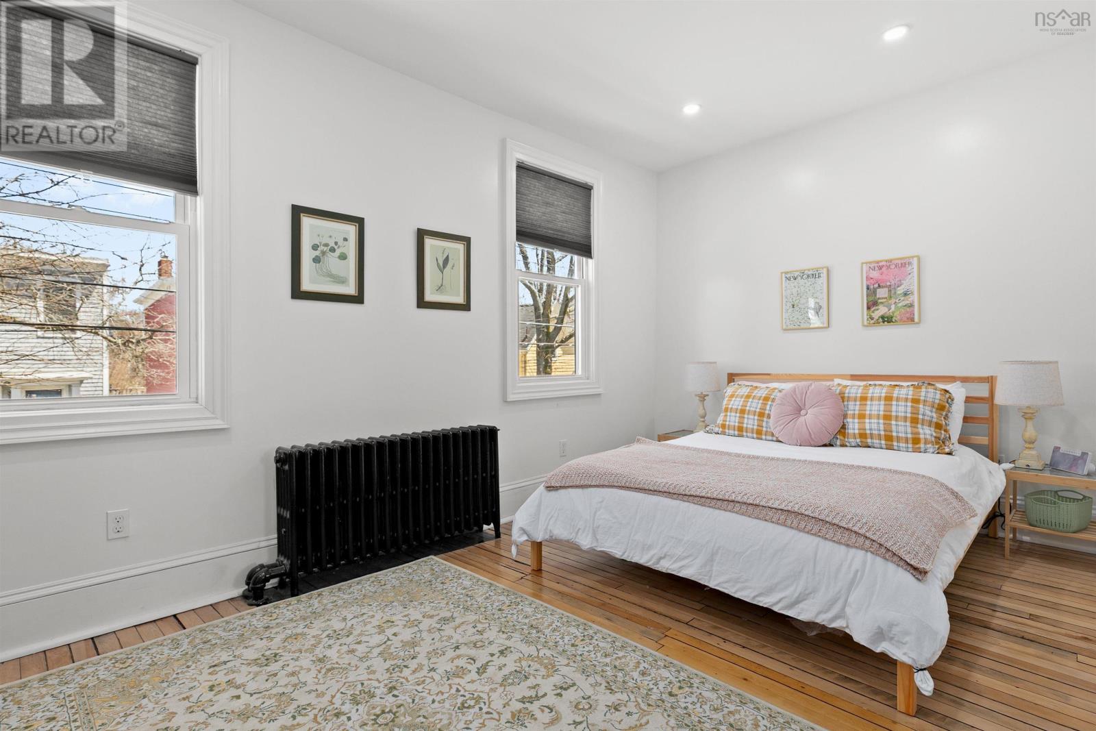 Property 28 of 48 of 1808 Chestnut Street