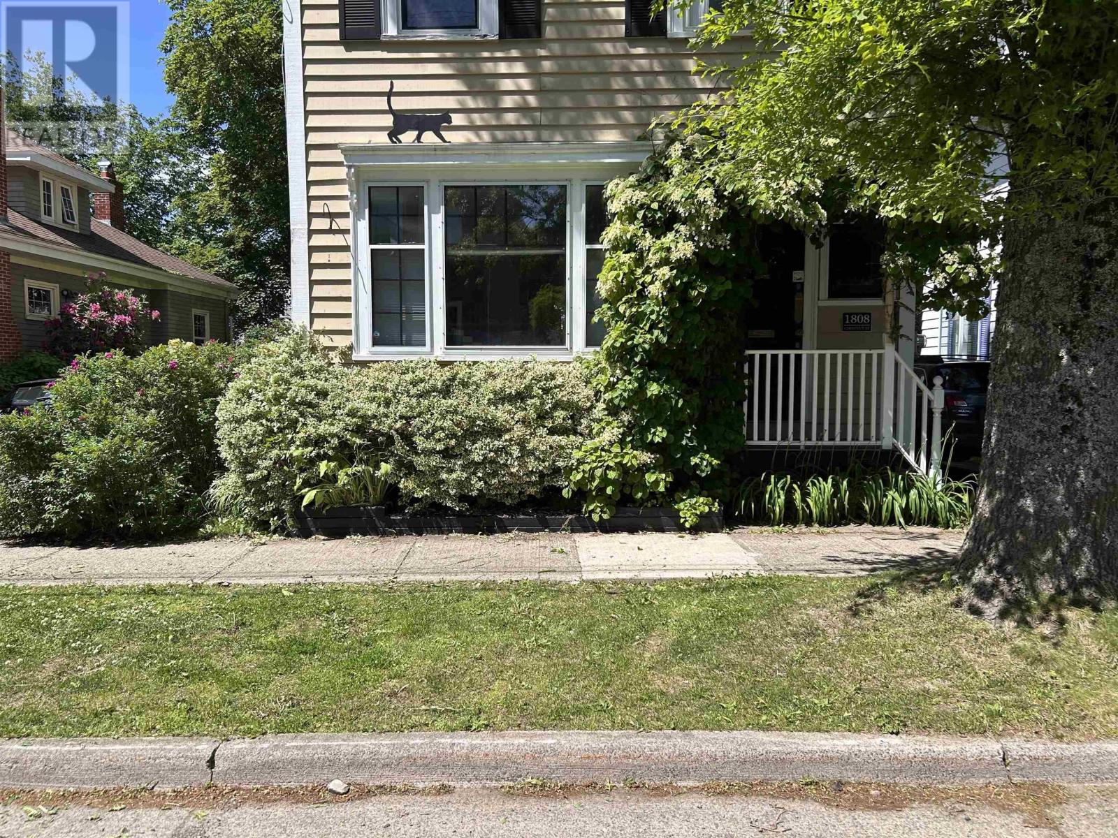 Property 41 of 48 of 1808 Chestnut Street