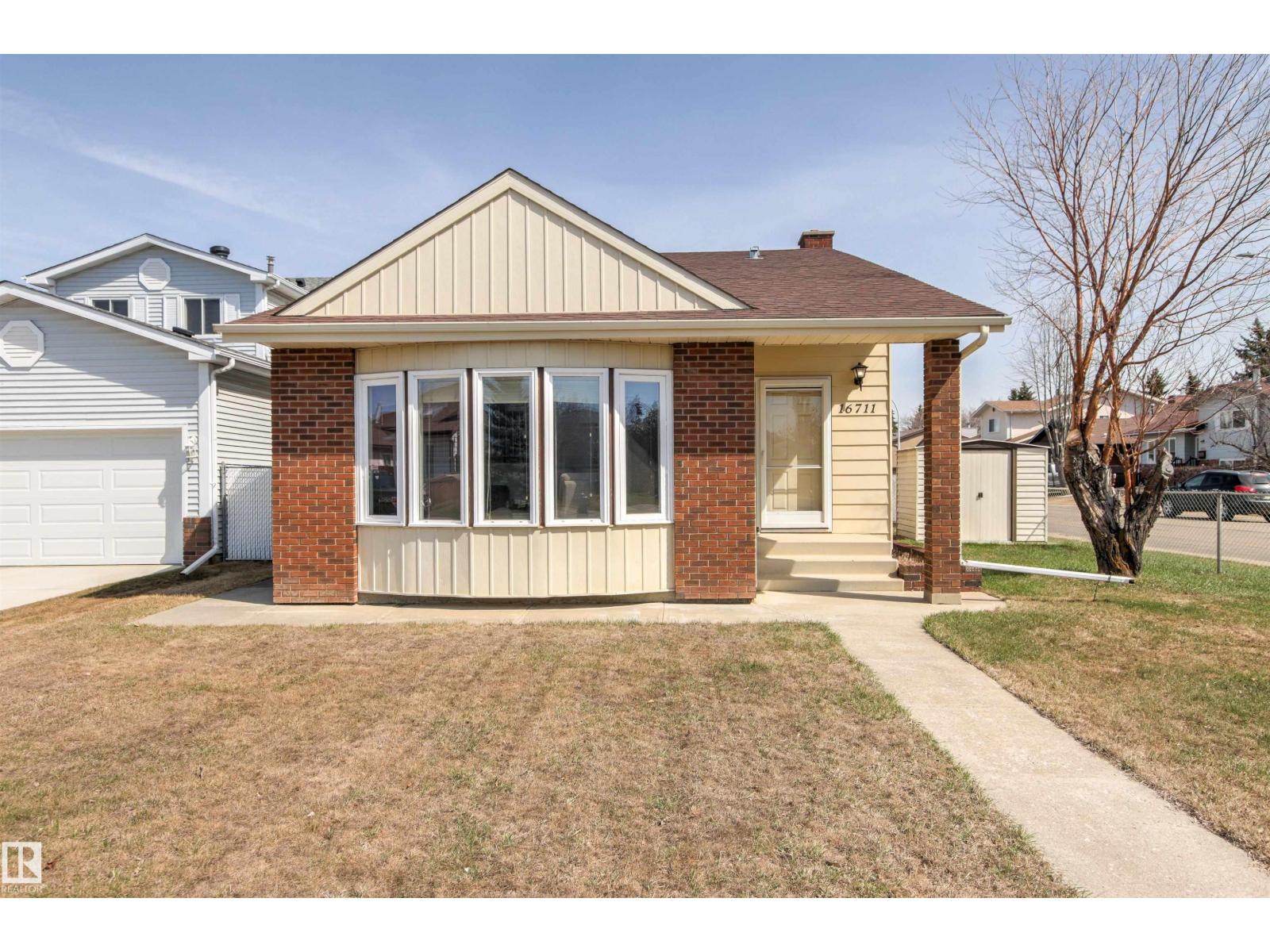 16711 94 ST NW, Edmonton
