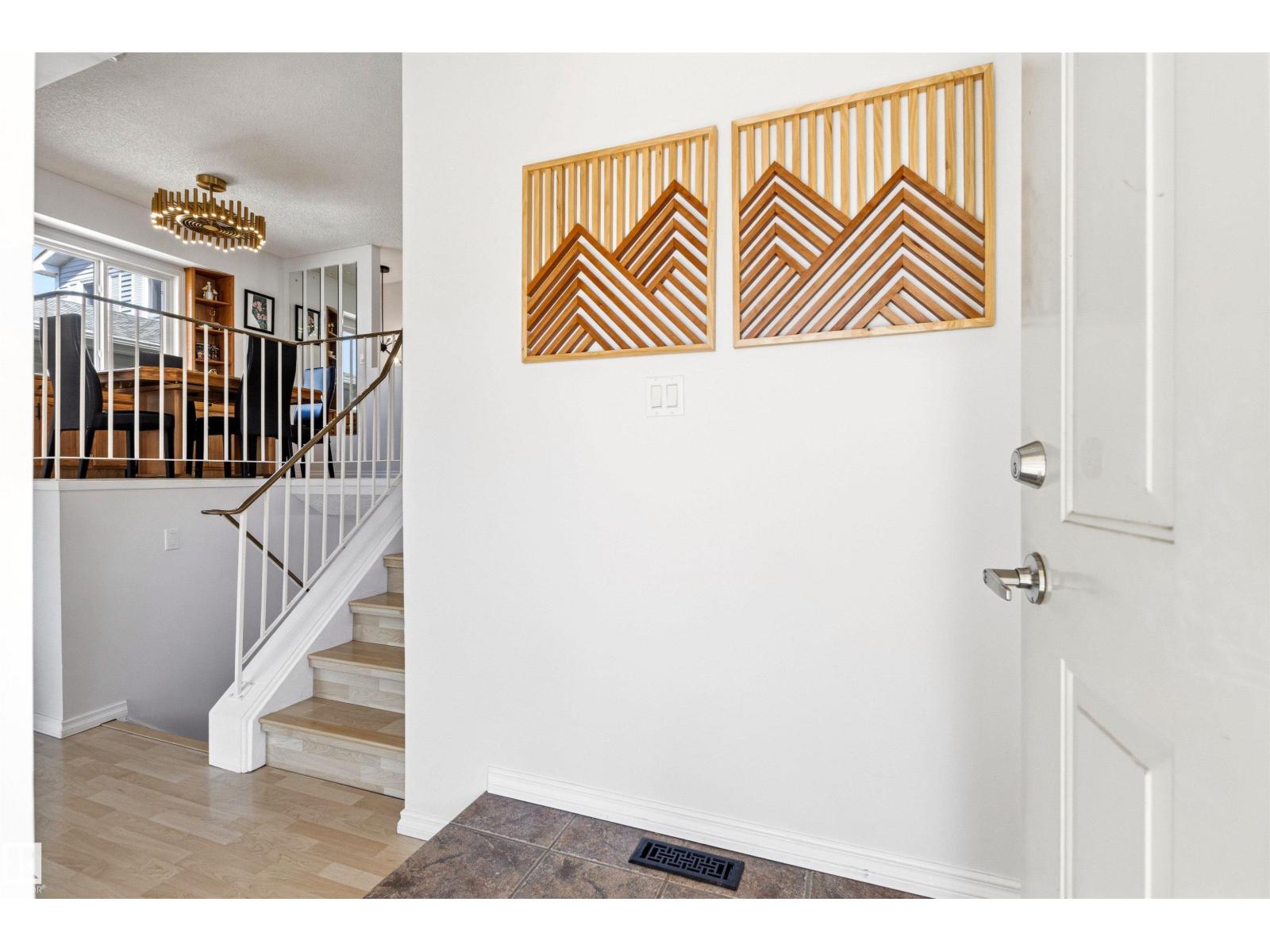16711 94 ST NW, Edmonton
