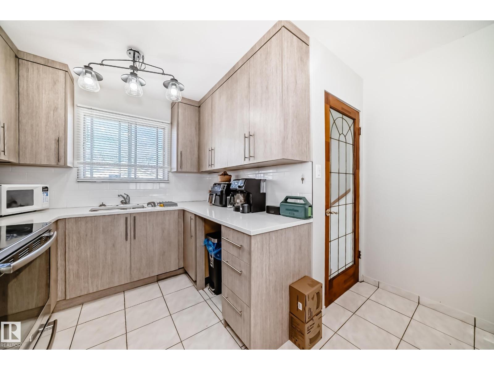 13524 123A ST NW, Edmonton
