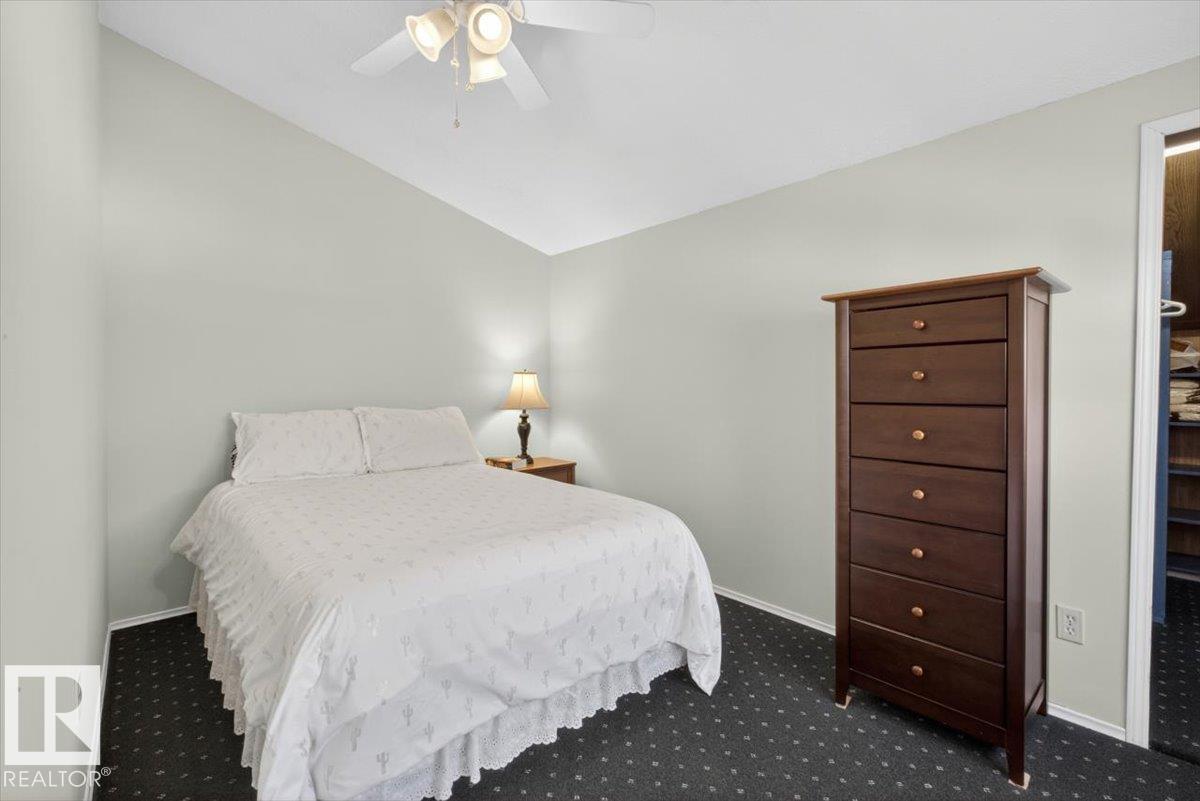 11302 58 ST NW, Edmonton